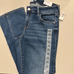 Super skinny, low rise denim